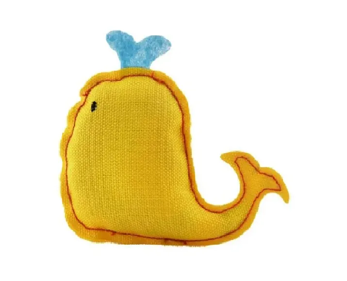 Beco Whale Shaped Catnip Toy for Cats at ithinkpets.com (1)