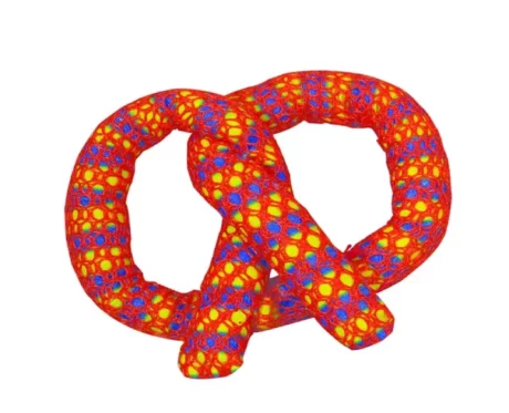 Petstages Catnip Plaque Away Pretzel Cat Chew Toy Orange at ithinkpets.com (2)
