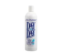 Chris Christensen Day to Day Moisturizing Conditioner for Dogs & Cats at ithinkpets.com (1)