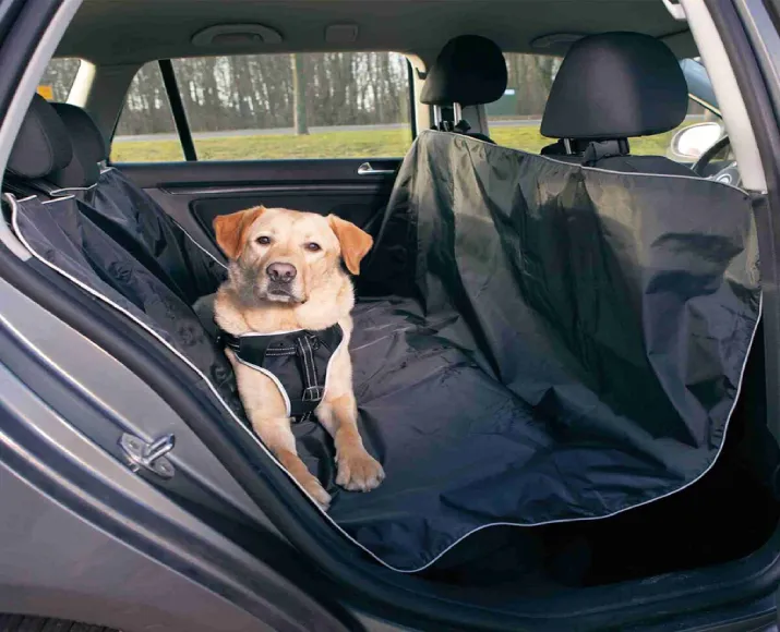 Trixie Car Seat Cover,1.45 x 1.60 m, Black at ithinkpets.com (1)