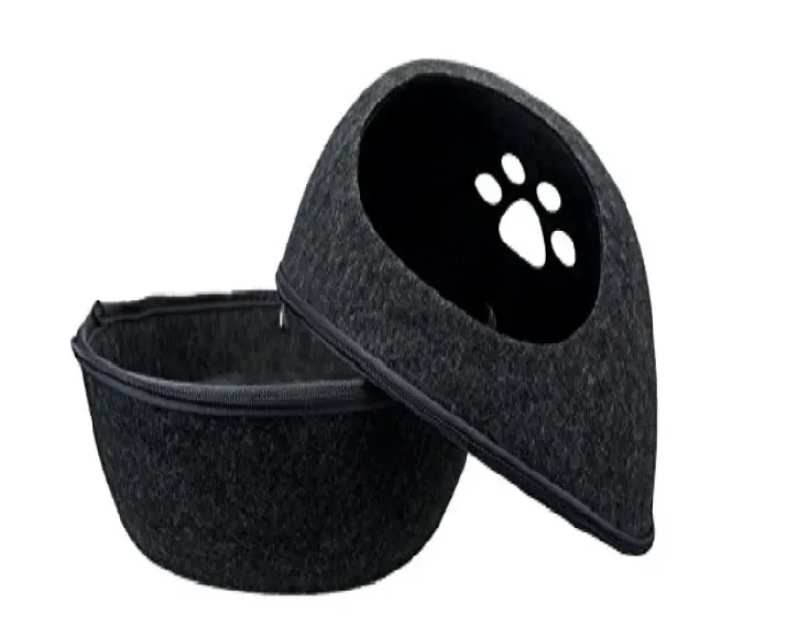 Trixie Liva Cat Cuddly Cave Bed at ithinkpets.com (6)