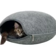 Trixie Luna Cuddly Cave Cat Bed