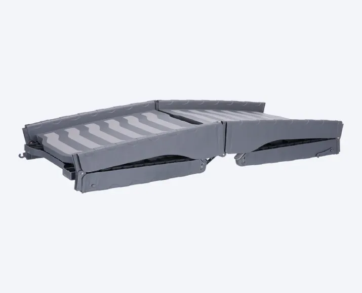 Trixie 3-Fold Grey Ramp plastic TPR Hold for Pets, 39 X 150 cm at ithinkpets.com (4)