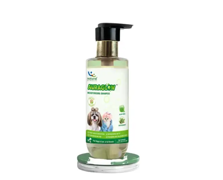 Natural Remedies Auraglow Moisturizing Shampoo for Dogs and Cats, 175 ML at ithinkpets.com (1)