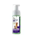 Natural Remedies Fresh Me Up Waterless Dry Shampoo for Dogs and Cats at ithinkpets.com (1)