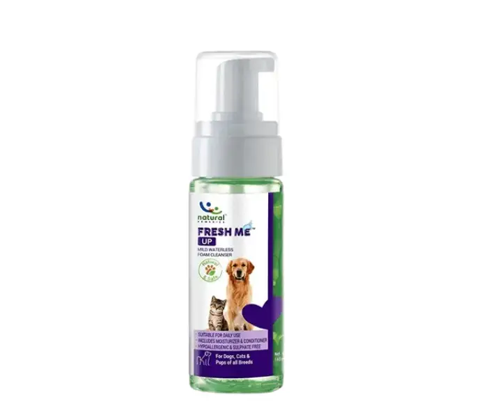 Natural Remedies Fresh Me Up Waterless Dry Shampoo for Dogs and Cats at ithinkpets.com (1)