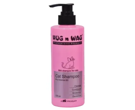 TTK Hug N Wag Mild Cat Shampoo with Pro Vitamin B5, 225 ML at ithinkpets.com (1)